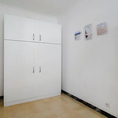 Elysee Foch Front De Apartment